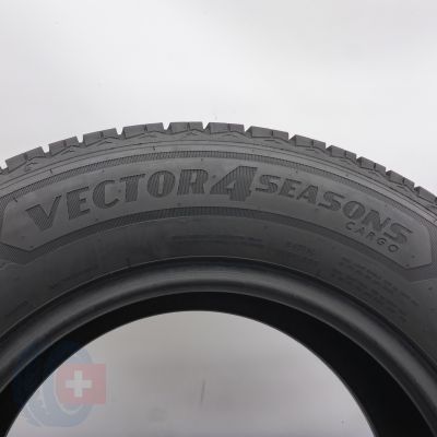 7. Opony 235/65 R16C 2x GOODYEAR 115/113S Vector 4Seasons Cargo Wielosezonowe 2022 6,5-6,6mm
