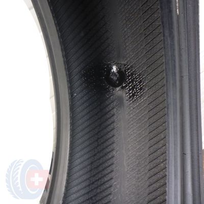 8. 2 x CONTINENTAL 205/50 R17 93H XL MO ContiWinterContact TS830P Zima 2014 7mm