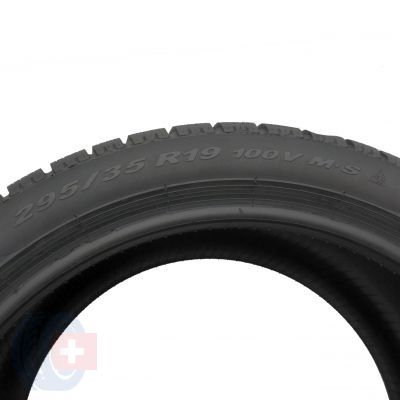 5. 2 x PIRELLI 295/35 R19100V N0 6.2mm Sottozero Winter  240 SerieII Zima