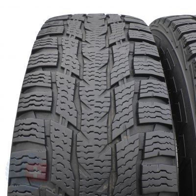 2. 4 x NOKIAN 225/75 R16C 121/120R WR C3 Zima DOT17 5,5-6,5mm