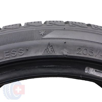 2. 2 x EVERGREEN 205/45 R17 88H XL EW65 Winter Zima 8,5mm 2019