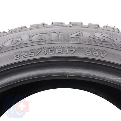 4. Opona 225/45 R17 1x GOODYEAR 94V Vector 4Seasons Wielosezonowa 2017 Nieużywana