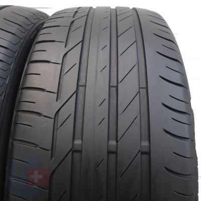 3. 2 x BRIDGESTONE 225/45 R19 92W Turanza T001 lato 5mm 