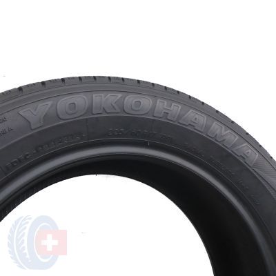 5. 4 x YOKOHAMA 225/60 R17 99V Geolandar G95 M+S Lato 6.8-7.2mm