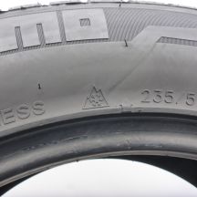 9. Opony 235/55 R17 2x MOMO 103H XL Winter SUV Pole W-4 Zimowe 2020 6,5mm 