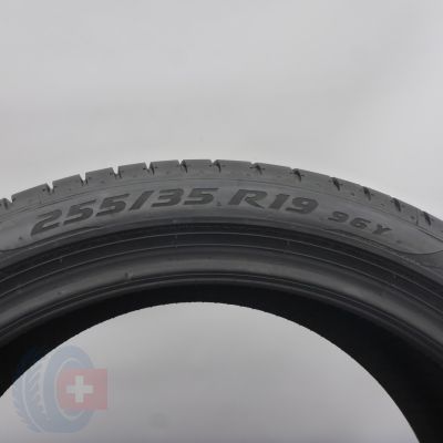 4. Opona 255/35 R19 1x PIRELLI 96Y XL P Zero BMW RFT Letnia 2022 7.2mm 