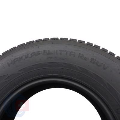 6. 2 x NOKIAN 235/75 R15 105R Hakkapelitta R2 SUV Zima 7,2mm 2014