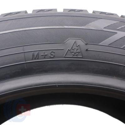 8. 2 x YOKOHAMA 185/55 R16 83Q Ice Guard iG60 Zima 2018 