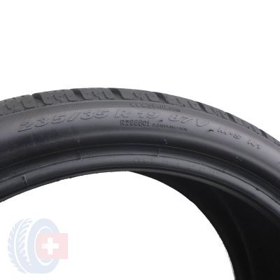 5. 2 x PIRELLI 235/35 R19 87V Sottozero W240 Serie II N1 Zima 2016 5,8-6mm