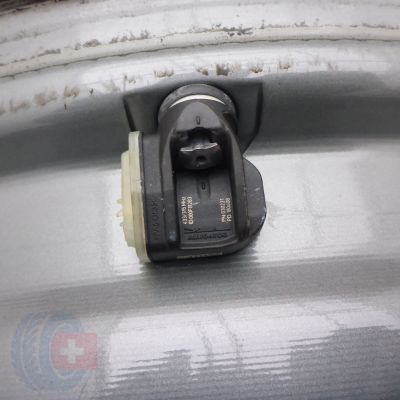 9. 4 x Alufelgi 18 AUDI FORD SEAT SKODA VW 5x112 8J Et40 Alutec Germany TPMS