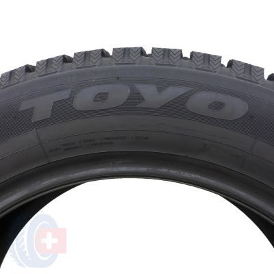 2. 1 szt. Opona 215/60 R17 - Toyo - Zima - Observe GSi-5 - 96T - 9,3mm!