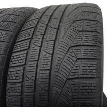 4. 2 x PIRELLI 235/50 R17 Sottozero serie 2 96V 6,2mm Zima