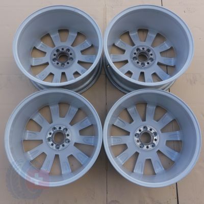 13. 4 x Alufelgi 19 MERCEDES 5x112 8,5/7,5J Et52/47 Original 