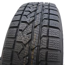 2. 1 x KUMHO 215/60 R17 96H I Zen RV KC15 Zima 2017 Jak Nowa Nieużywana