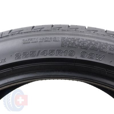 6. 2 x BRIDGESTONE 225/45 R19  92W Turanza T005 A Lato 2019/23 6.8-7mm