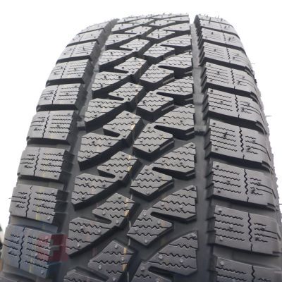 2. Opona 215/70 R15C 1x BRIDGESTONE 109/107R Blizzak W810 Zimowa 2020