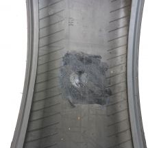 7. 2 szt. Opony Nokian 235/45 R19 Zima Wr A3 99V XL