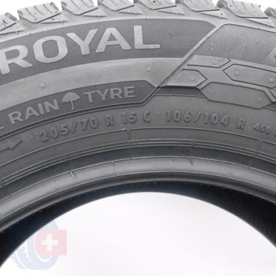 6. Opony 205/70 R15C 2x UNIROYAL 106/104R SnowMax 3 Zimowe 2020 Jak Nowe 10,2-10,4mm