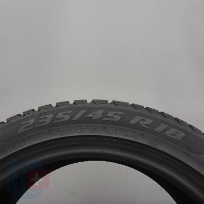 10. Opony 235/45 R18 4x PIRELLI 98V XL Sottozero 3 PNCS Elect T0 Zimowe 2022 6-6,2mm