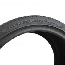 6. 2 x PIRELLI 305/30 ZR21 100Y P ZERO NA1 Lato 5.8-6mm