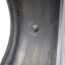 8. 2 x PIRELLI 305/30 ZR21 100Y P ZERO NA1 Lato 5.8-6mm