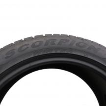 5. 2 x PIRELLI 295/40 R20 106V  Winter Scorpion N0 Zima 5.5-6mm