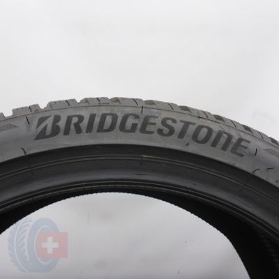 4. Opony 235/40 R18 2x BRIDGESTONE 95V XL Blizzak LM005 Zimowe 2017