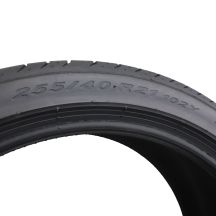 4. 1 x PIRELLI 255/40 R21 102Y XL P Zero R01 Lato 6.2mm